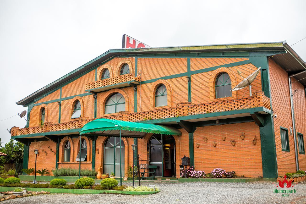 Hotel Blumenpark Rio Negro  Екстер'єр фото