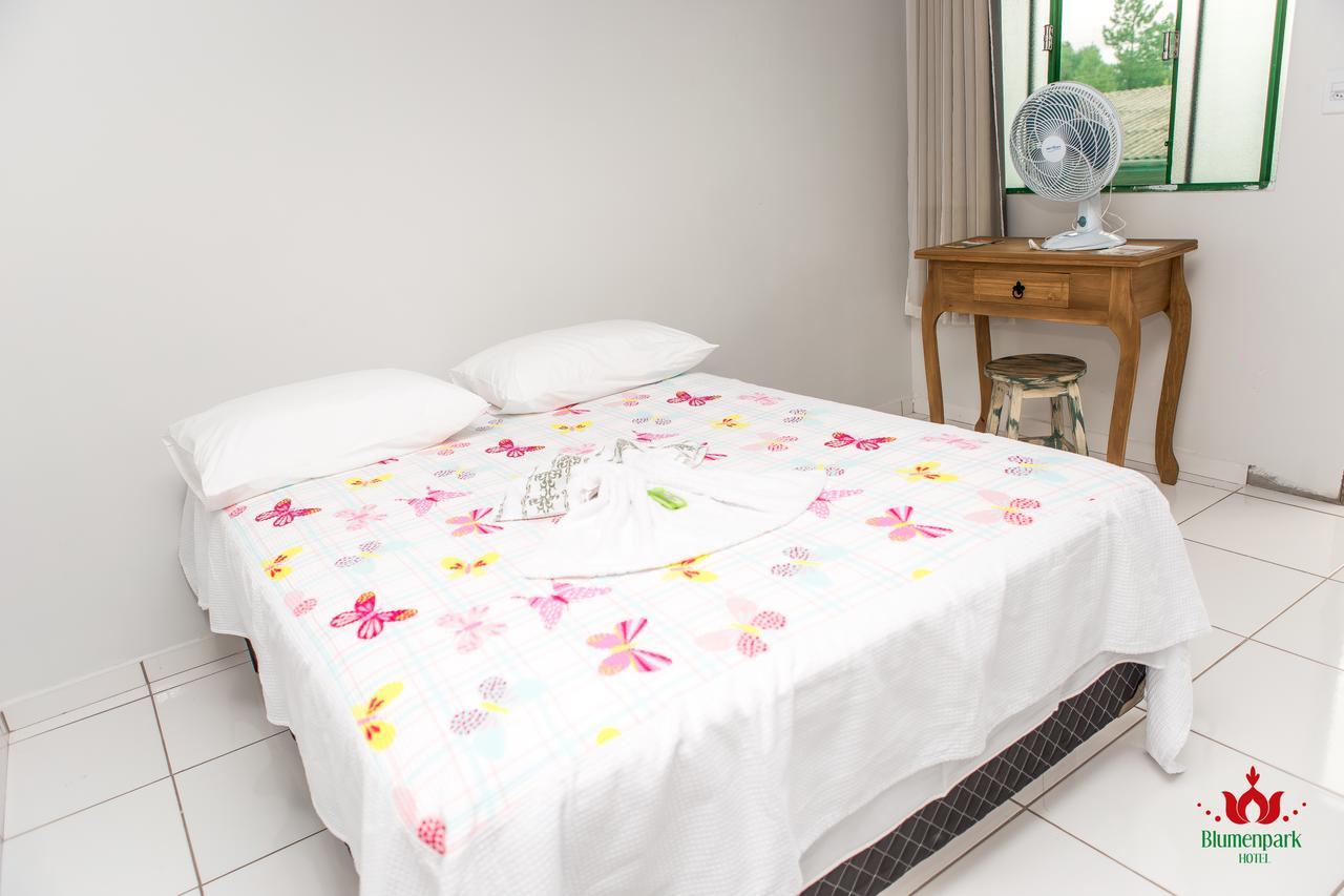 Hotel Blumenpark Rio Negro  Екстер'єр фото